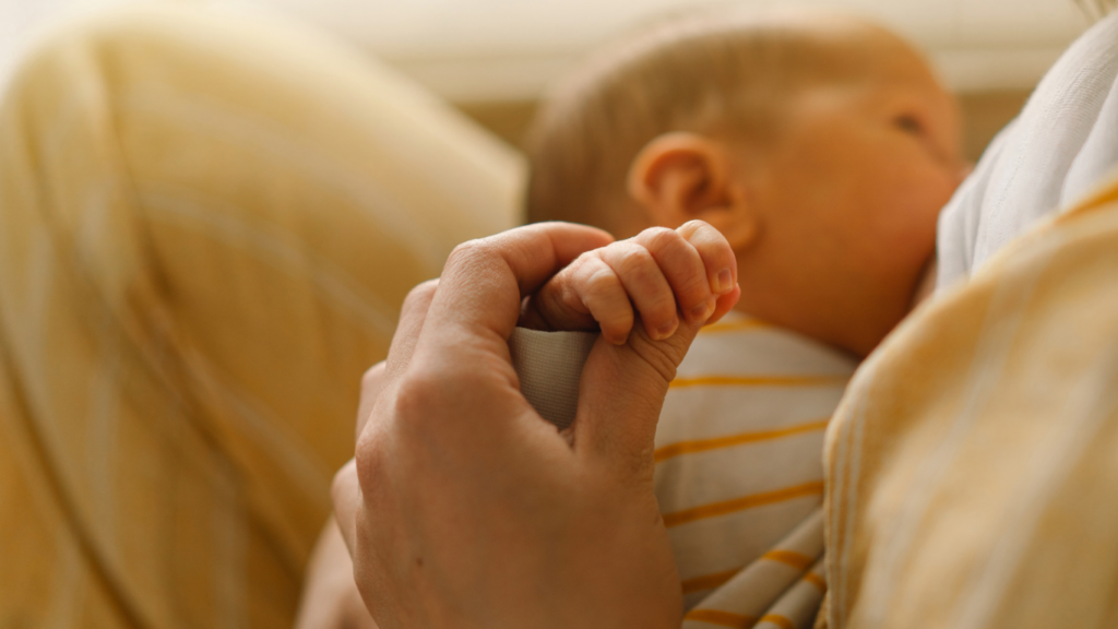 Child nutrition and breastfeeding guidance in Lucknow